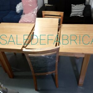 Mesa maciza de 1.60 x 0.80 extensible a 2 mts