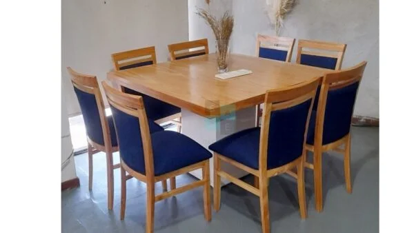 Mesa de 1.40 x 1.40 mts. + 8 sillas en paraiso - Image 3